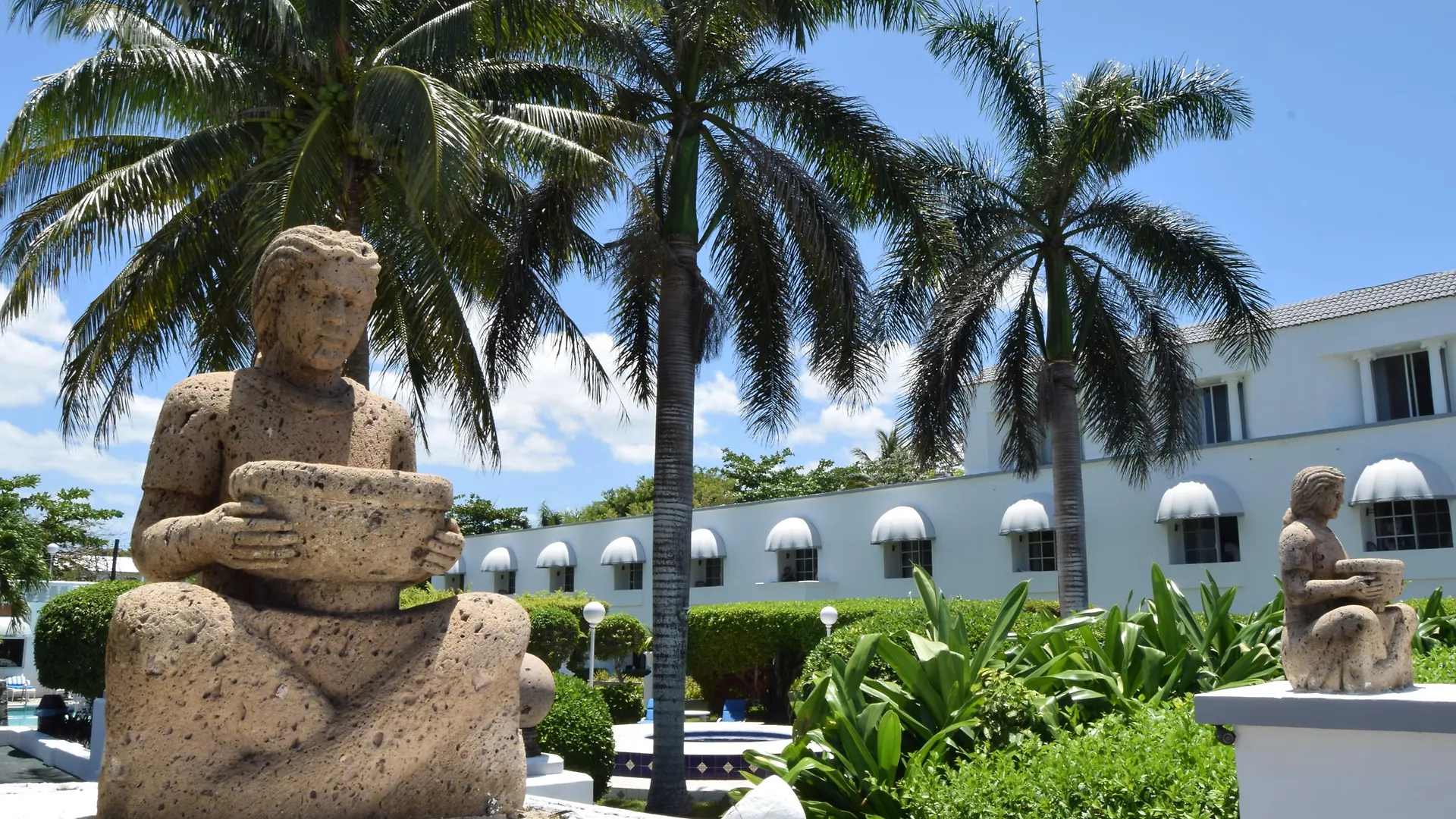 Villablanca Garden Beach Hotel Косумель